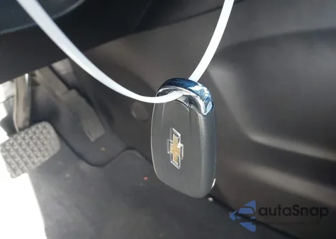 2019 Chevrolet Equinox Ls z USA, uszkodzony, nr VIN 3GNAXHEV7KL303812